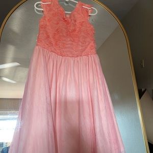Girls dress size m